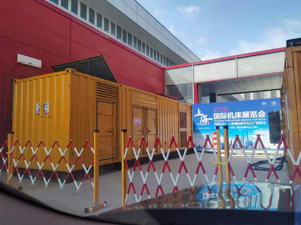奇台发电车出租-发电机无电压或电压太低怎么办？