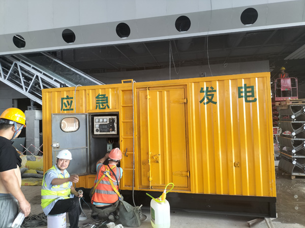 奇台怎样判断空气滤清器是否需要更换？